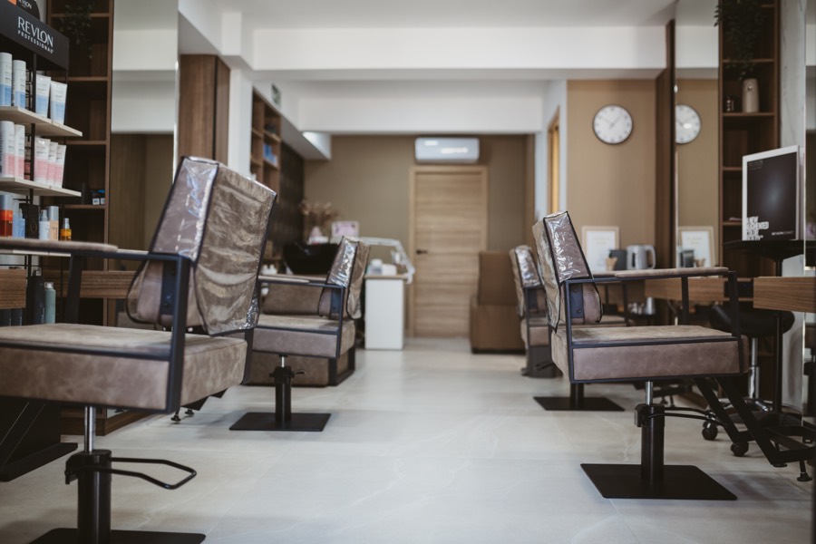 Sara Bella Beauty Studio interior, Calahonda